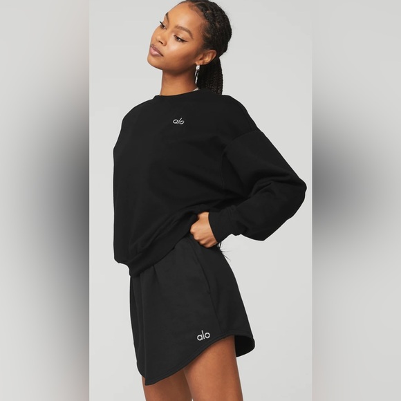 ALO Yoga Sweaters - NWT Alo Yoga Accolade Crew Neck Pullover Black Size L Oversized